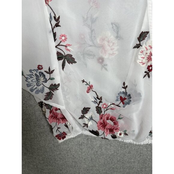 Lucky Brand XL Womens Top Sheer Embroidered Vneck White Floral Boho Cottage - Picture 8 of 16